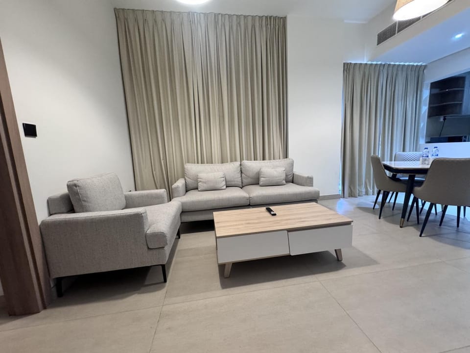 Your Dubai Stay -Spacious 1BR - Prime Location Apartment in Dubai