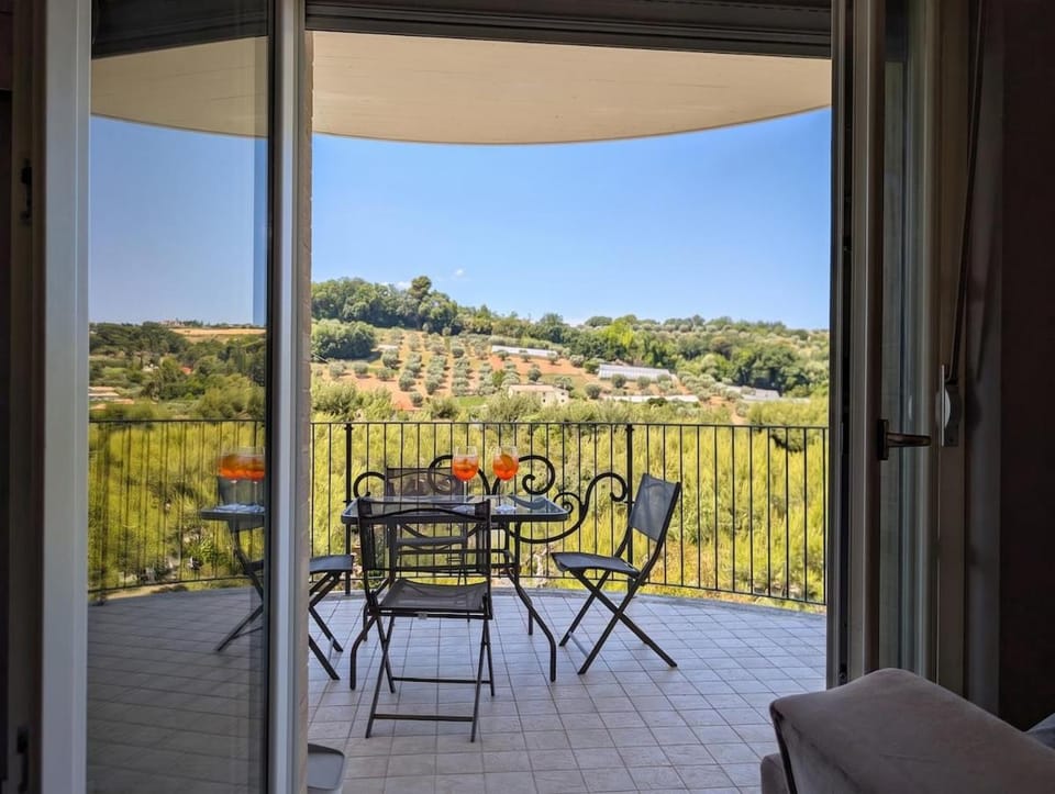 Natural landscape, Balcony/Terrace