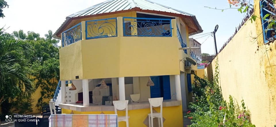 Laduno Bed and Breakfast in Mbour