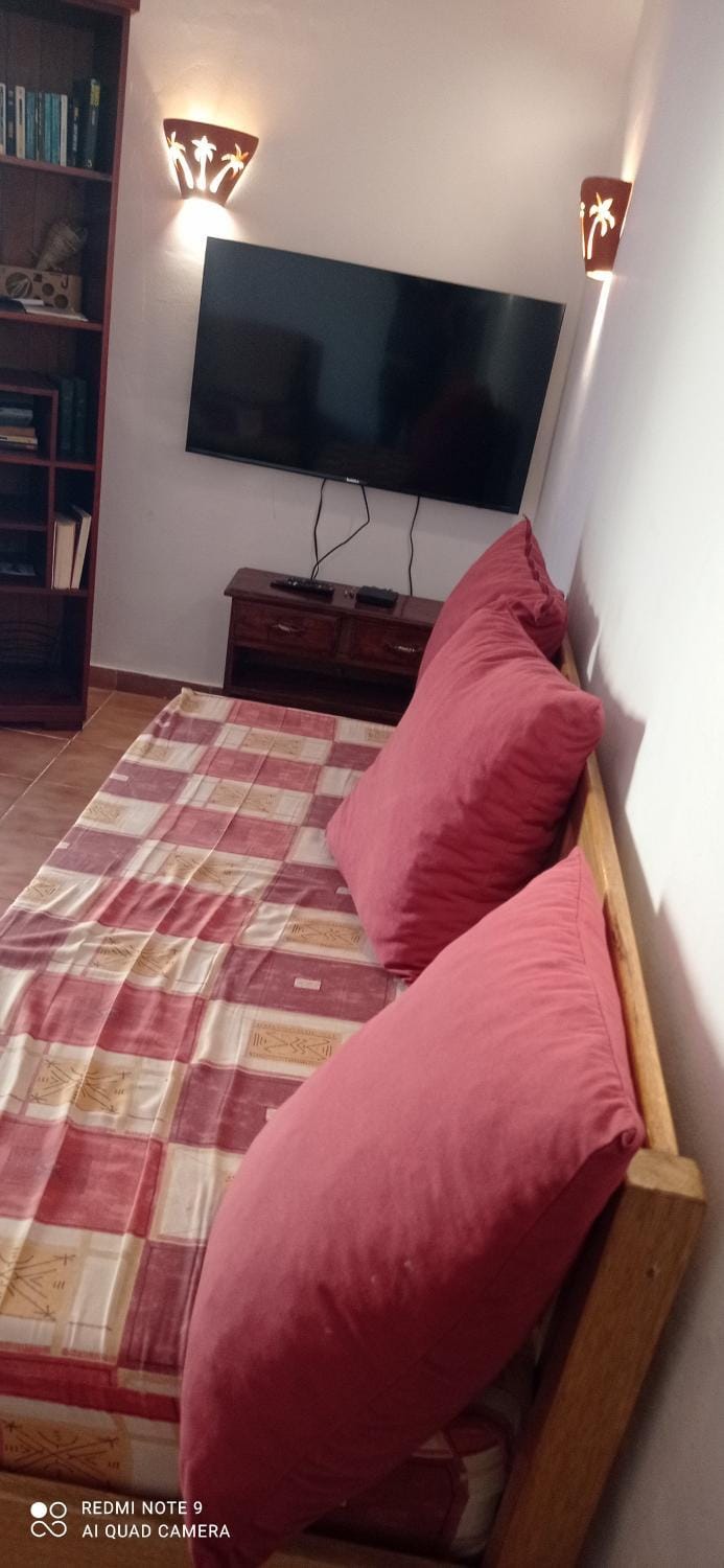 Laduno Bed and Breakfast in Mbour