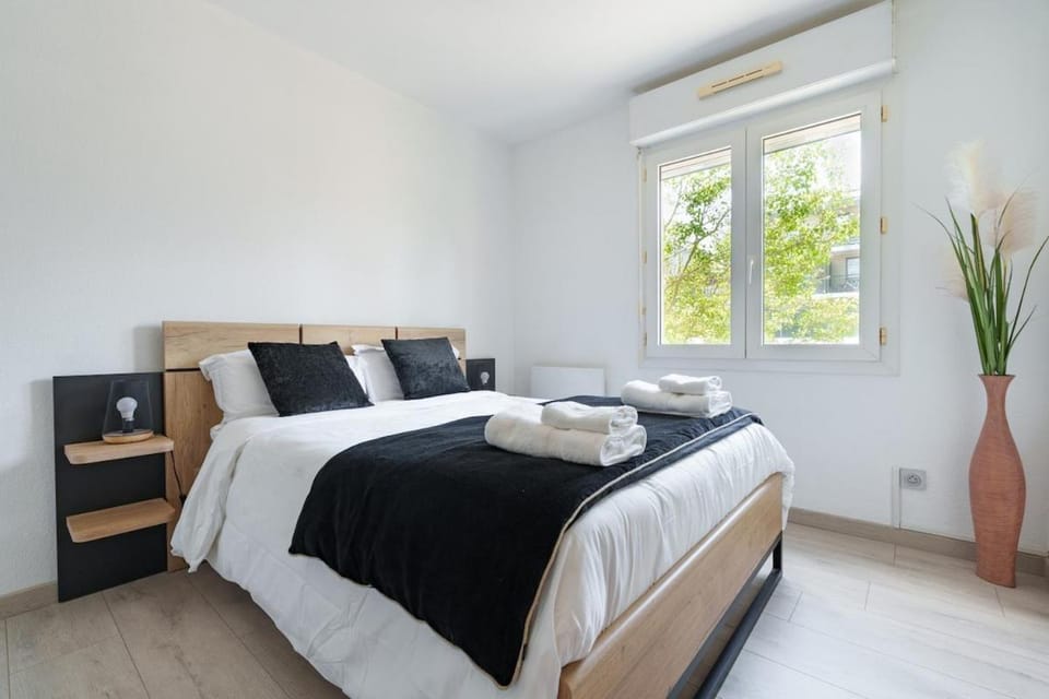 Le Douze au Soleil - terrasse, parking et tram Apartment in Mérignac