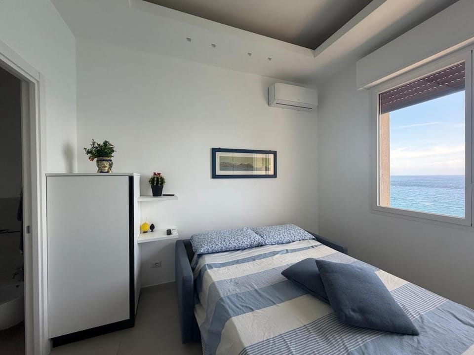 Spinone Sea view studio a few steps from the beach Apartment in Taormina