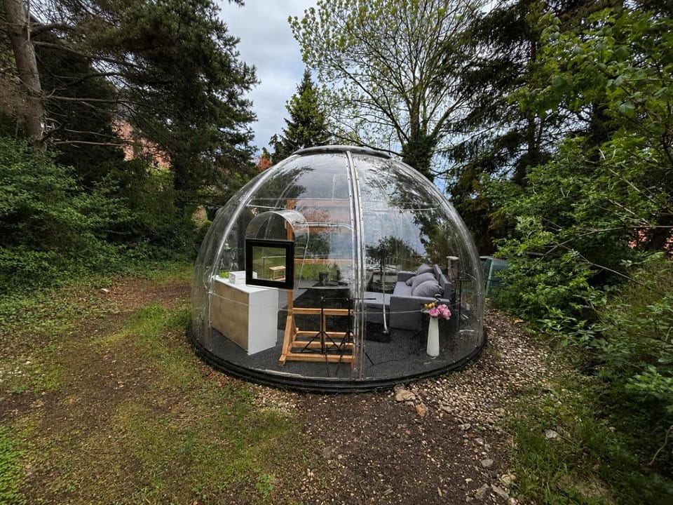 Skyhomes Bubble Hotel Luxury tent in Prague