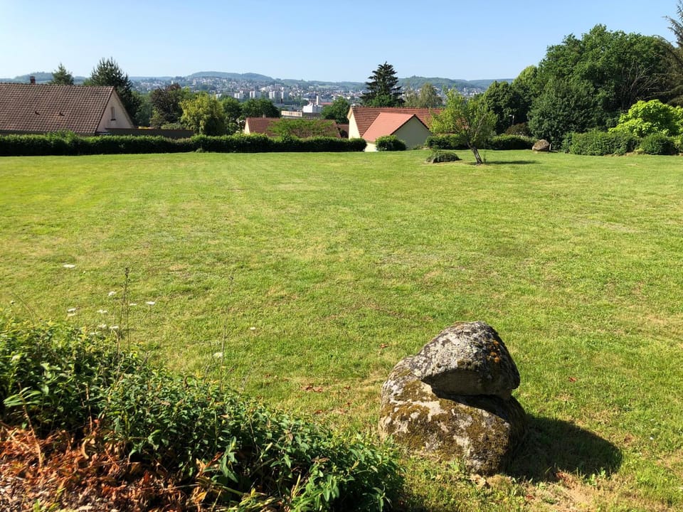 Nearby landmark, Spring, Day, Natural landscape, Garden, Garden view