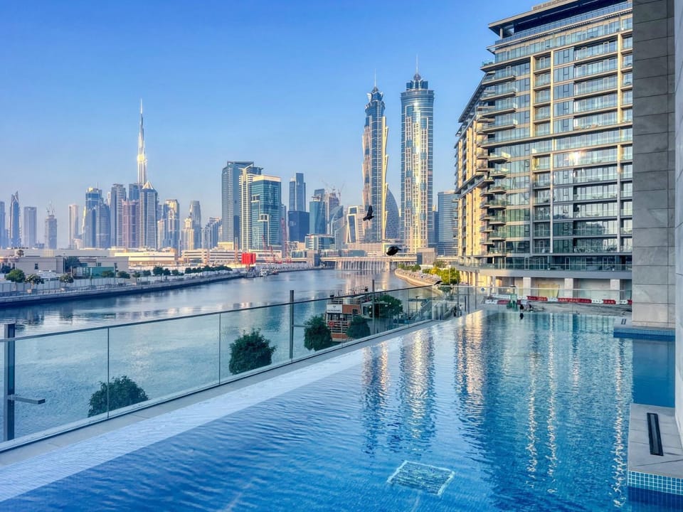 GuestReady - BurjKhalifa & Canal Views|2BR + Maids Apartment in Dubai