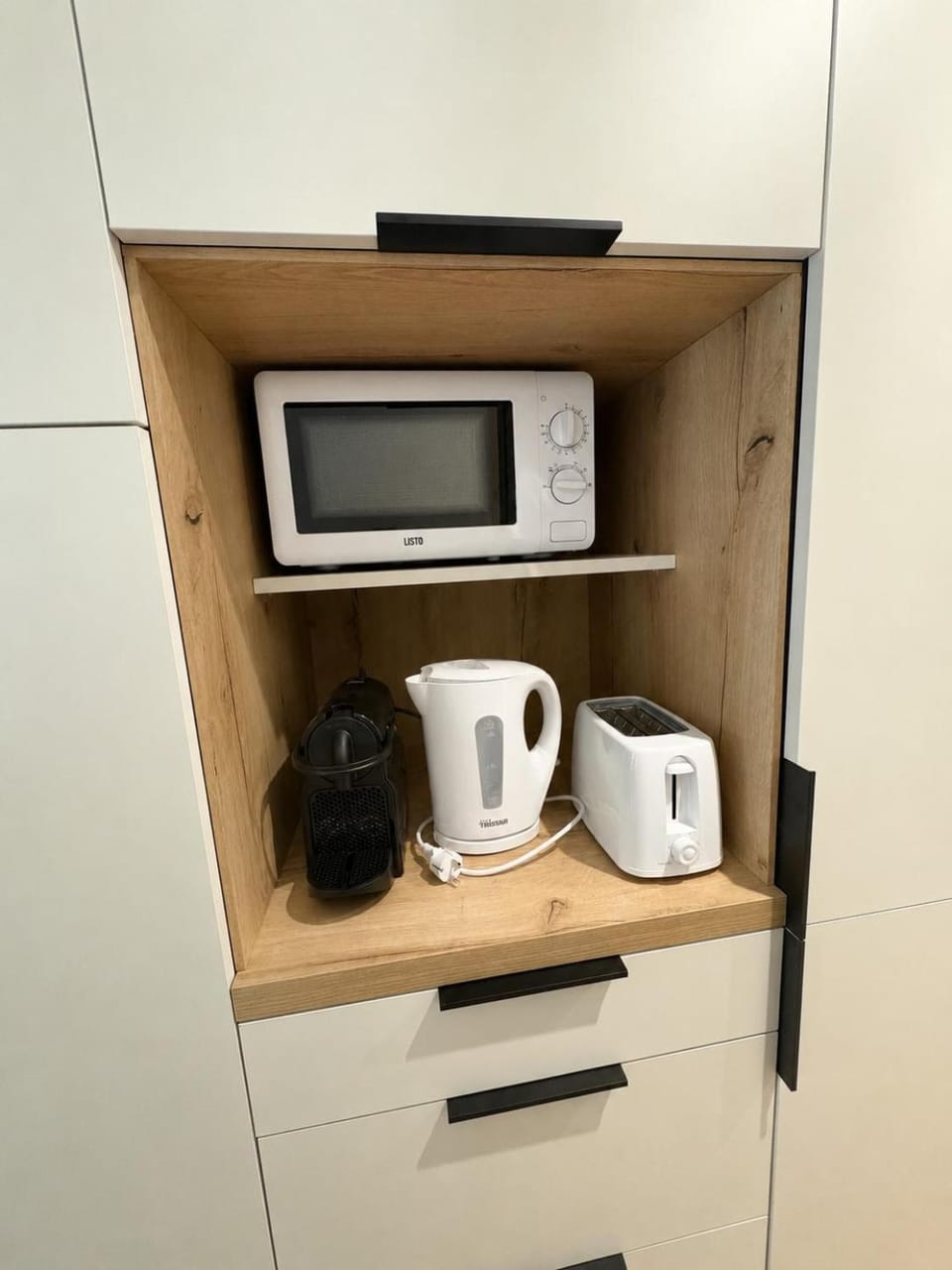 Coffee/tea facilities, Kitchen or kitchenette, toaster