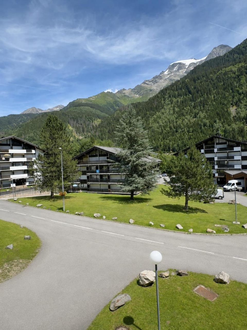 Natural landscape, Mountain view, Inner courtyard view