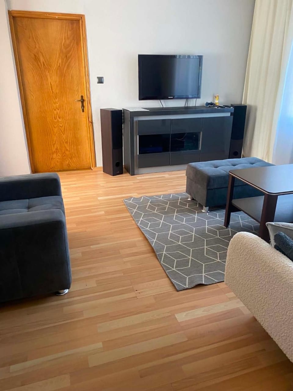 Apartament Harmonia Skawina Przestronny apartament 46m, 2 pokoje, Bezpłatny parking, Blisko Krakowa Apartment in Krakow