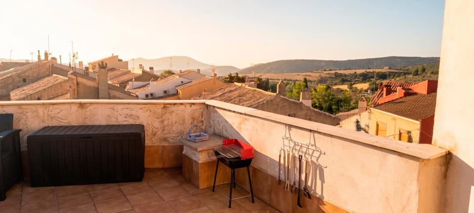 Patio, Day, Natural landscape, View (from property/room), Balcony/Terrace, Dining area, Mountain view