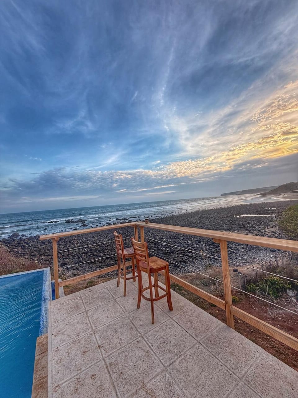 Sunset Villa, Private C H E F, Infinity Pool with Epic 360 View Villa in El Salvador