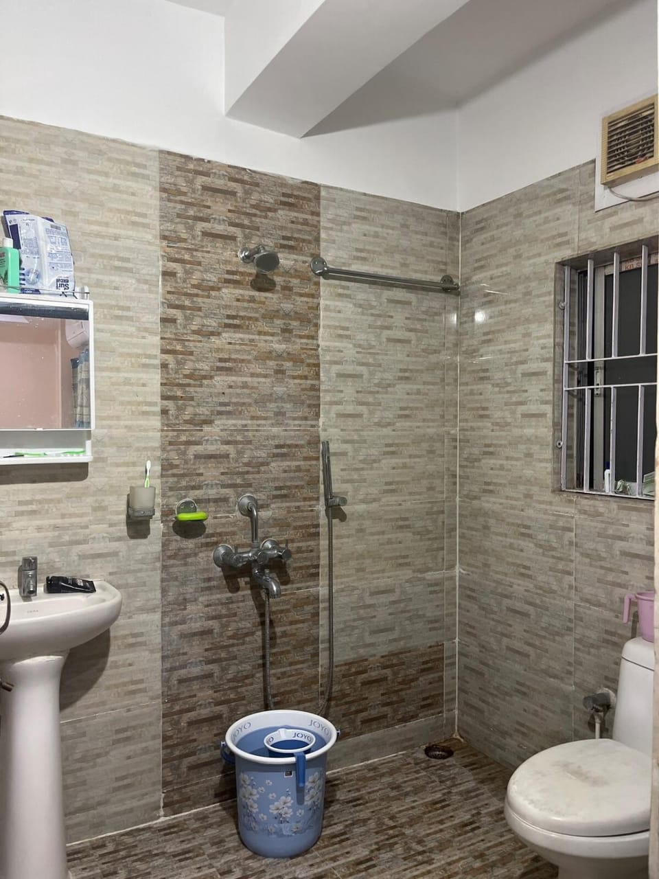 3BHK Flat with all necessary amenities Apartment in India