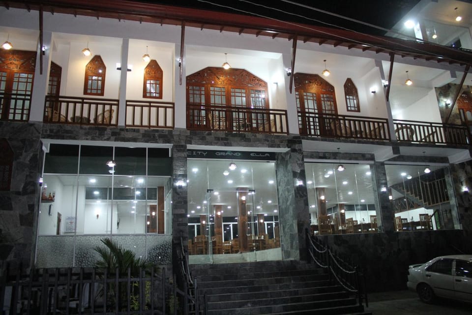 Facade/entrance, Night