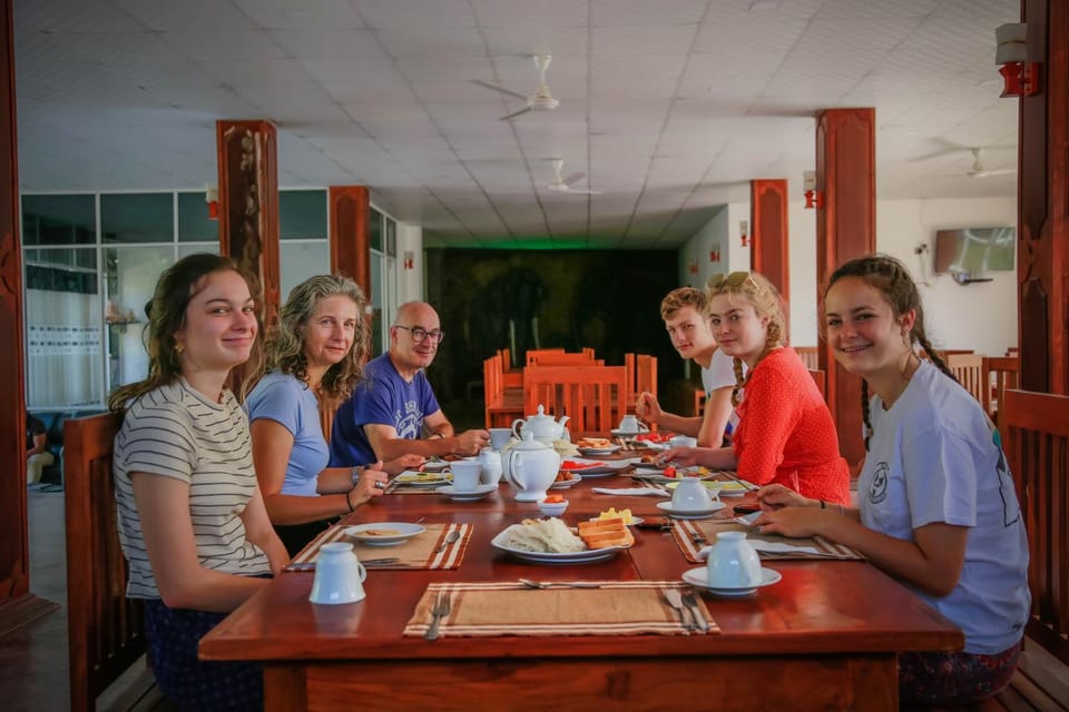 Restaurant/places to eat, Food and drinks