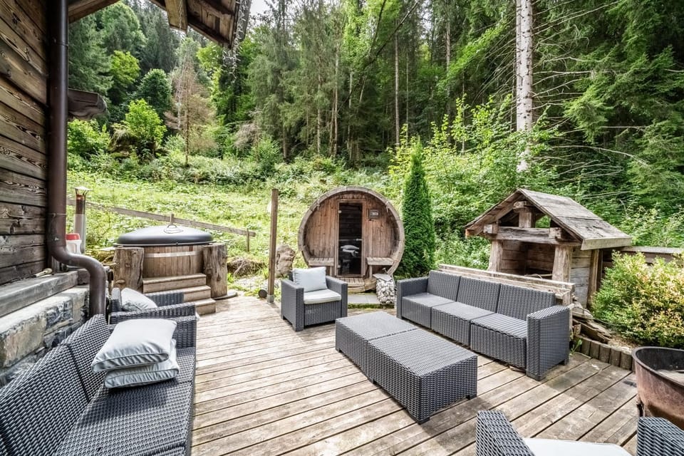 Chalet Le Plan du Rtia Bed and Breakfast in Montriond