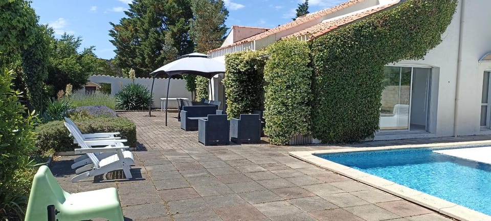 Patio, Pool view, Swimming pool