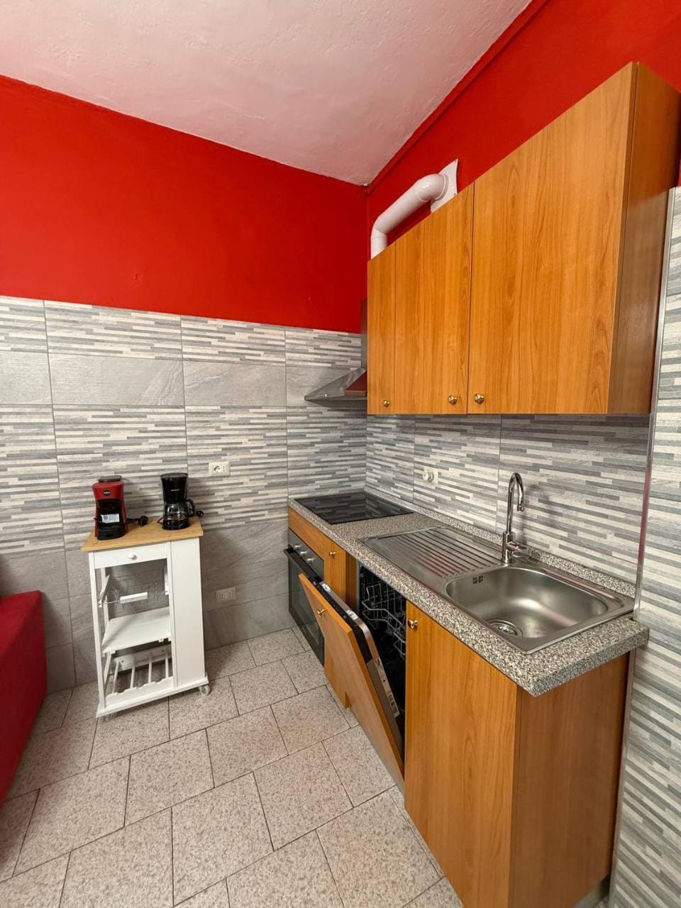 Charming Flat Red Orta Relax e Comfort Apartment in Omegna