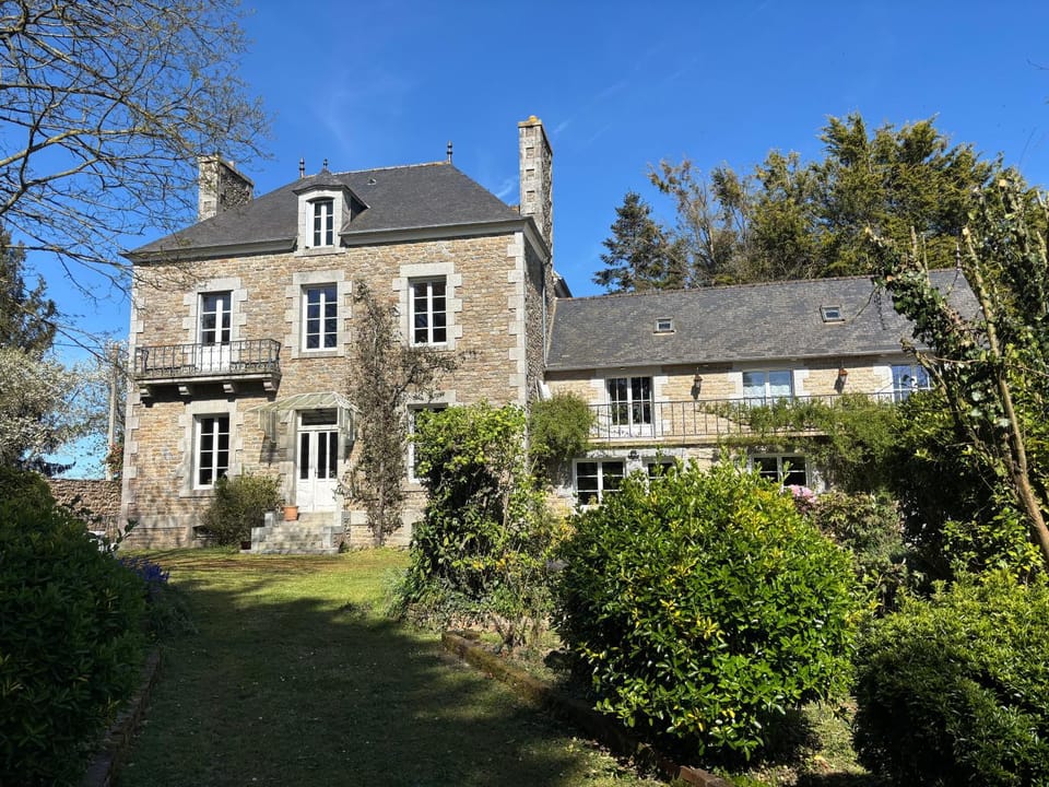 Property building, Day, Garden