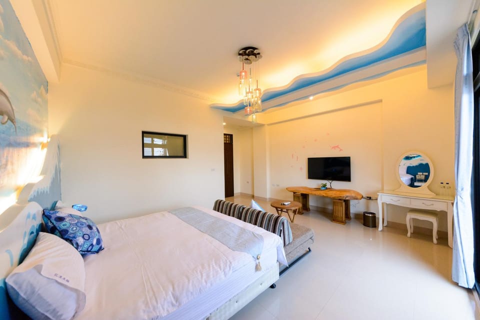TV and multimedia, Photo of the whole room