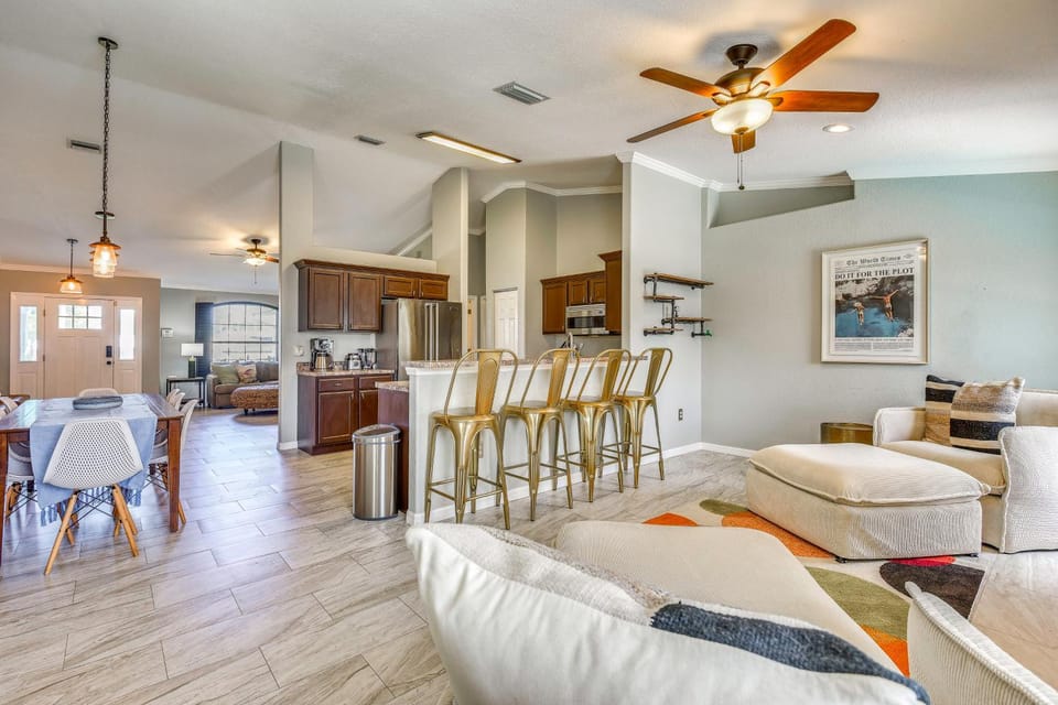 Group-Friendly Palmetto Oasis Near Beaches House in Tampa Bay
