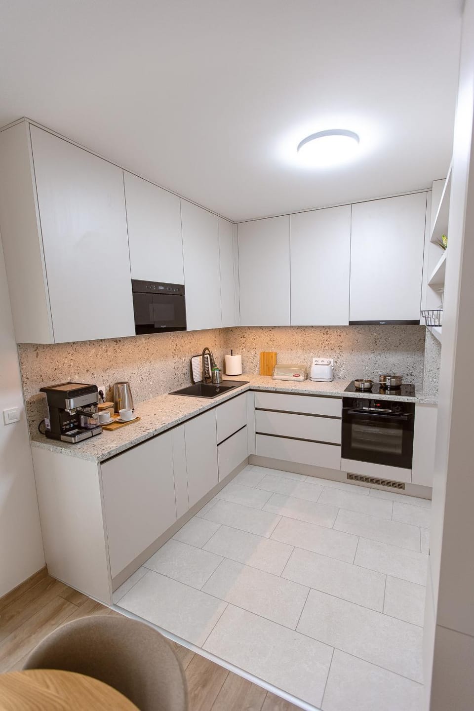 Kitchen or kitchenette