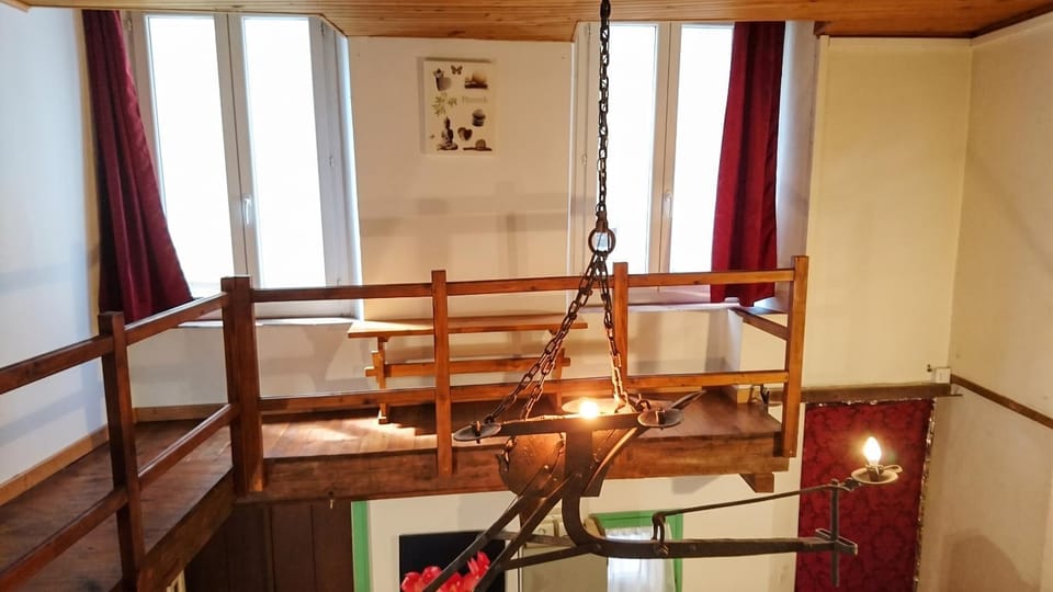 Studio de village vintage à Belgentier - 50 m² avec entrée privée Apartment in French Riviera