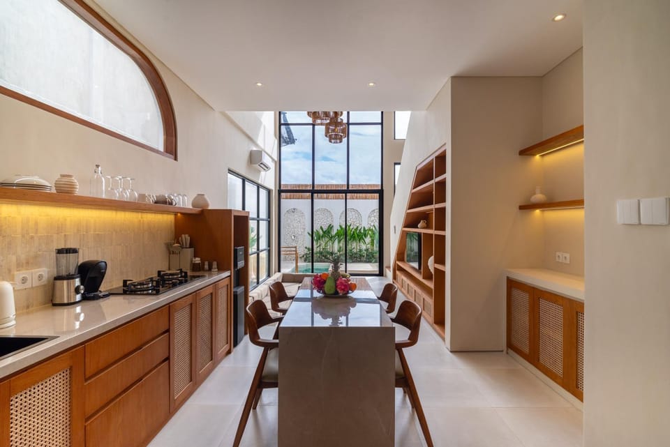 Luna Loft -Luxury Loft Pool Villa Prime Uluwatu Location House in Bali