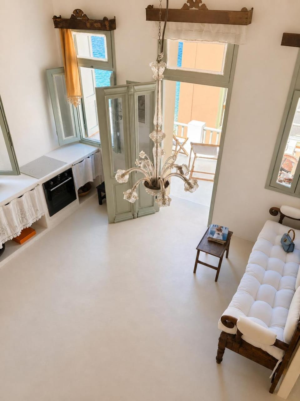 Kitchen or kitchenette, Living room, Seating area