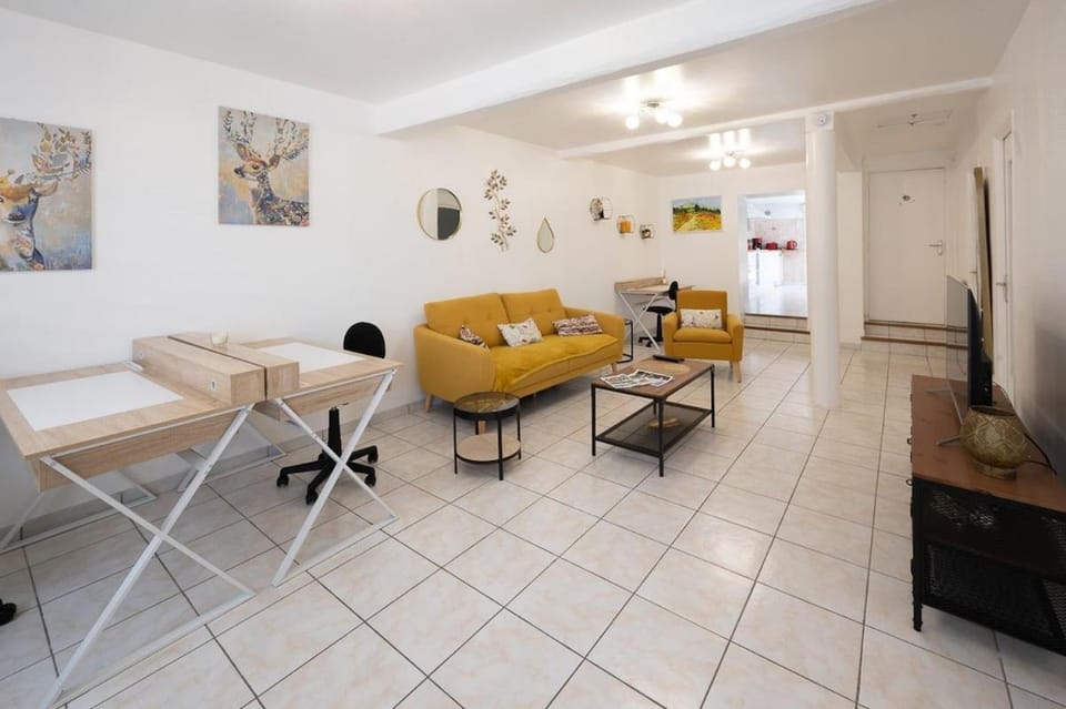 Casa Espérance - Spacious fully equipped - Garden, 3B, 6P Villa in Toulouse