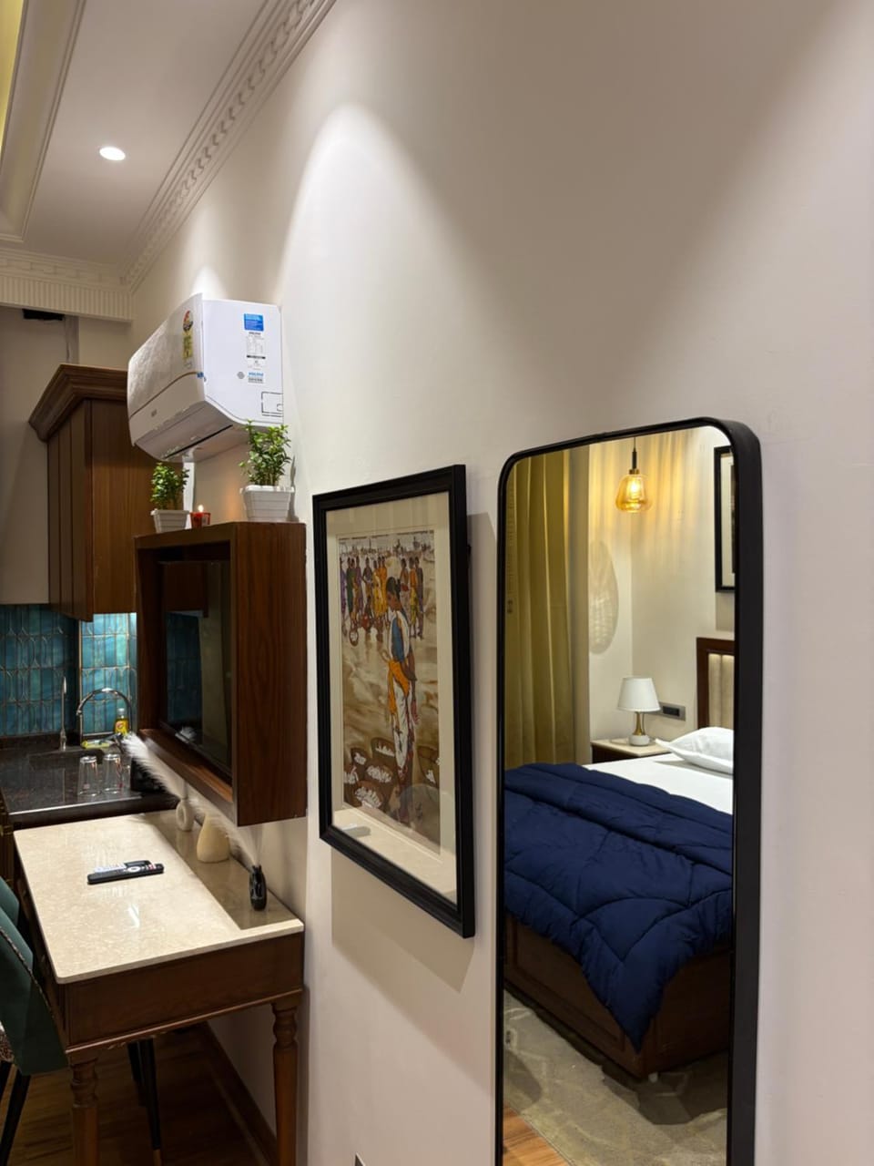 Rao Stays Luxury Studio on Golf Course Road Apartment in Gurugram