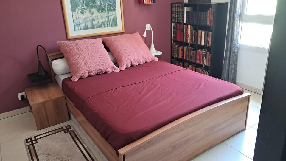 Bel appartement avec piano Apartment in Sainte-Maxime