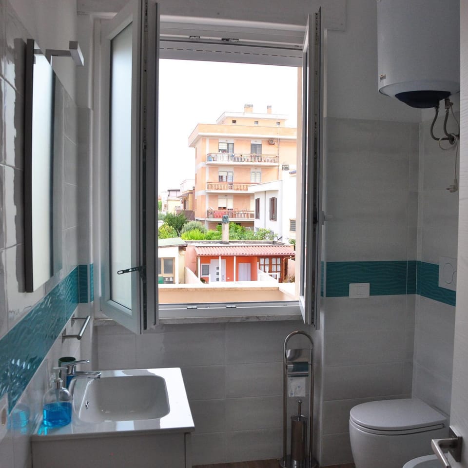 Toilet, Bathroom