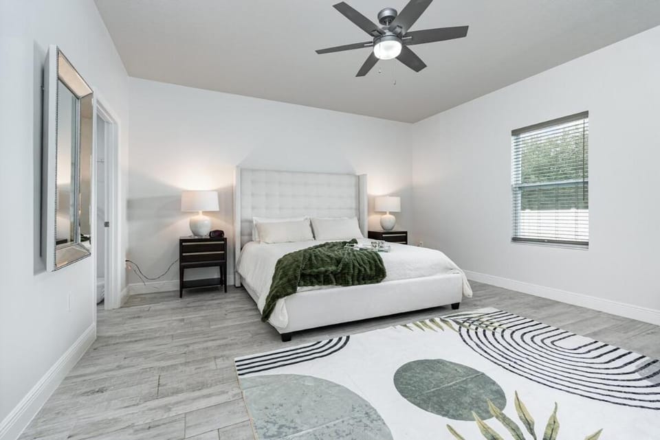 Retreat at Palm Bay Pool Home House in Palm Bay
