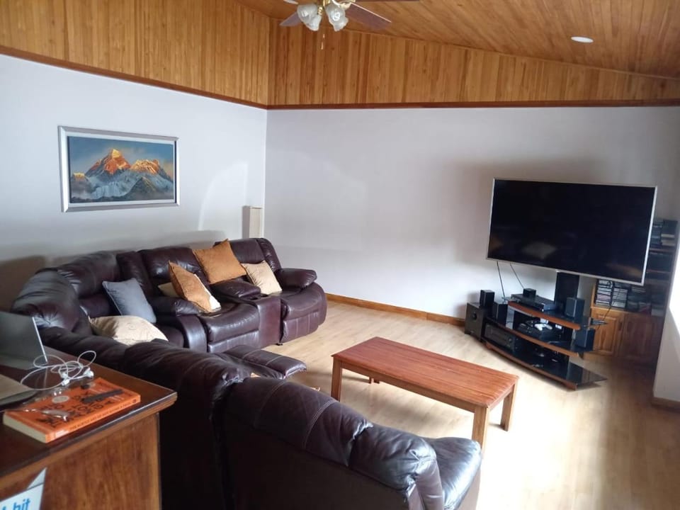 Beautiful House in Escazu excellent location House in San Jose