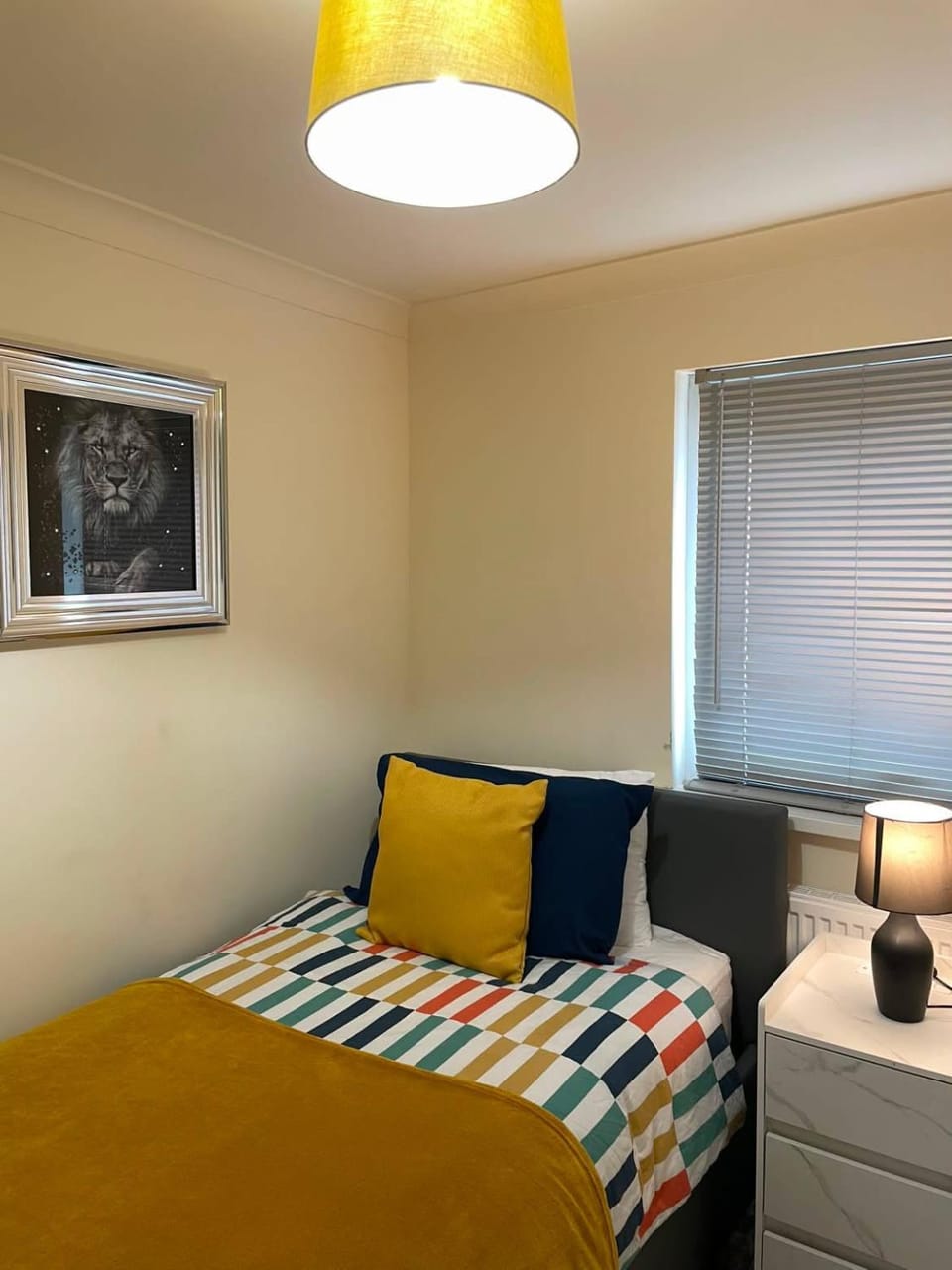 Spacious 3-Bed House Near Uni and Town Centre Apartment in Middlesbrough