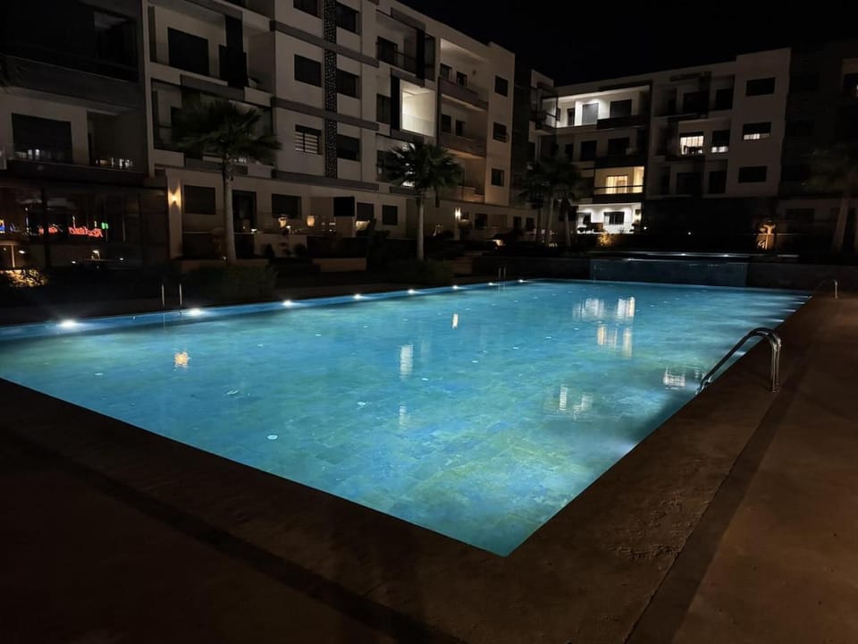 Appart neuf résidence luxe accès plage et piscines Apartment in Casablanca-Settat