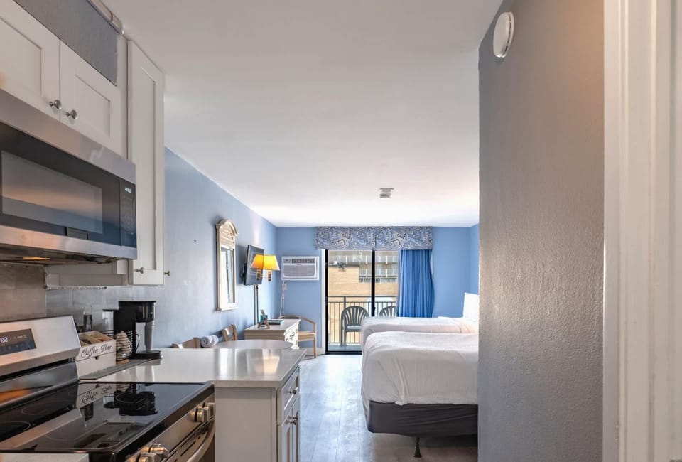 Completely Updated Oceanview Suite Sea Mist 50611 House in Myrtle Beach