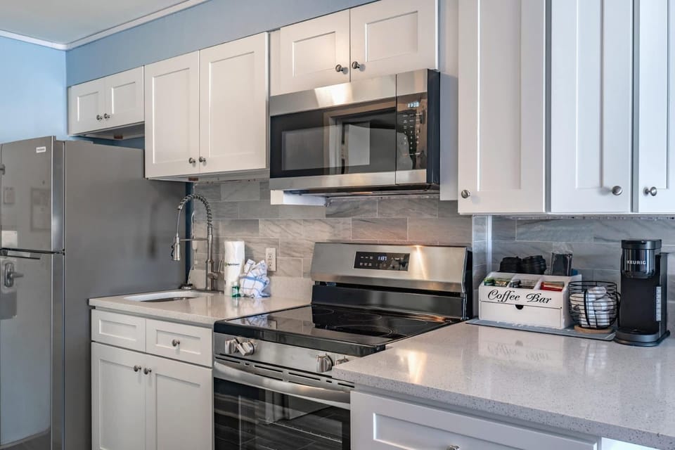 Completely Updated Oceanview Suite Sea Mist 50611 House in Myrtle Beach