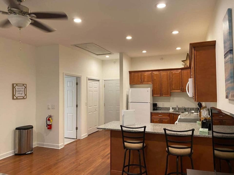 1 Bedroom getaway in downtown Sawyer Near Lake!!! Apartment in Sawyer