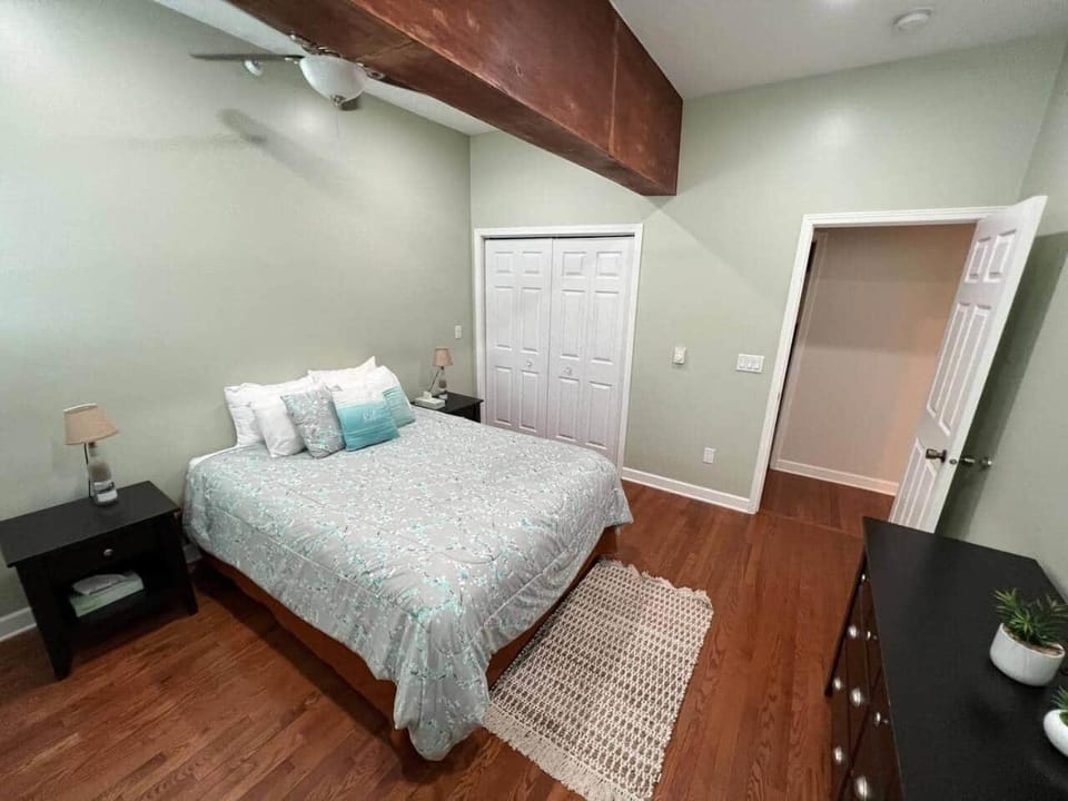 New Unit In Downtown Sawyer Close to Warren Dunes Apartment in Sawyer