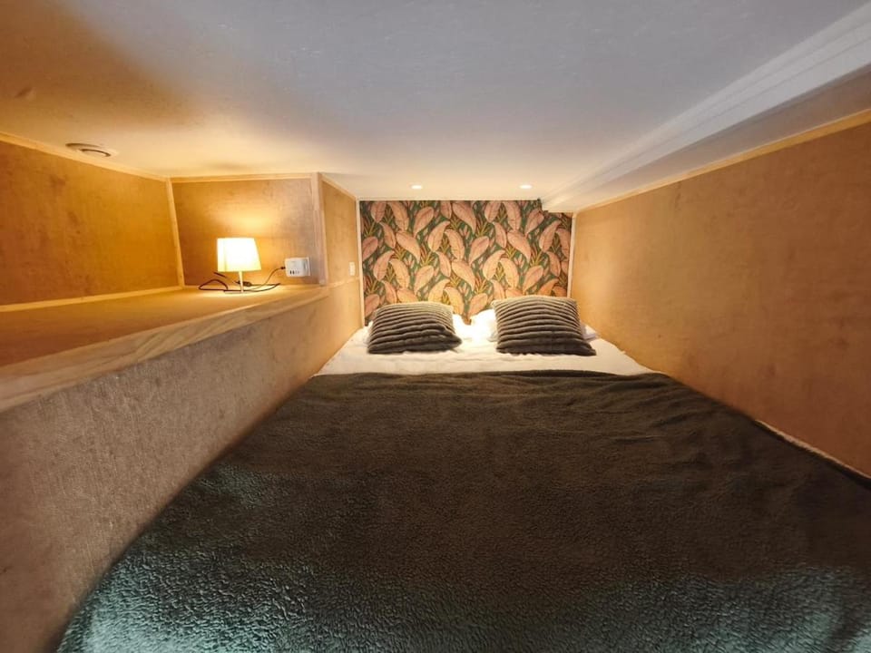 Independent studio close downtown Morlaix Apartment in Morlaix