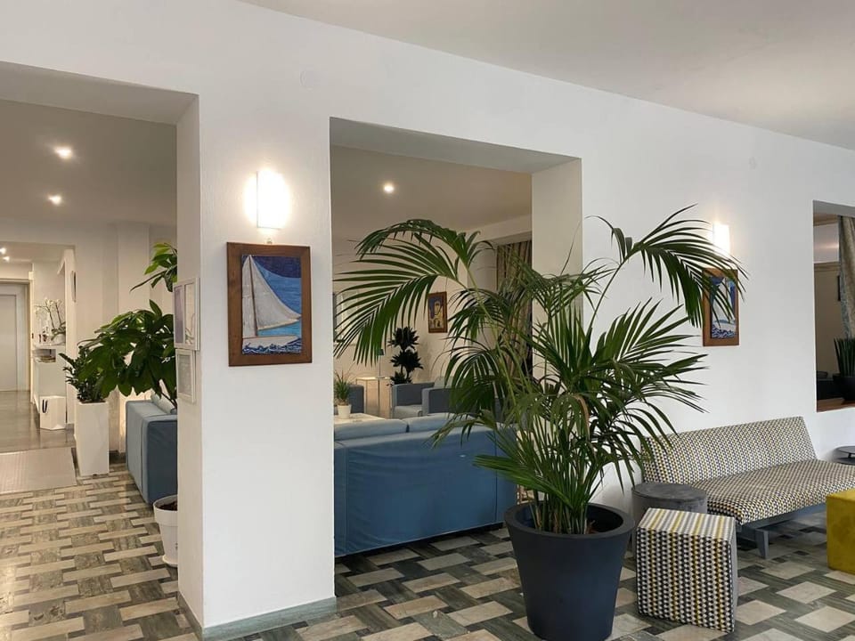 Living room, Lobby or reception