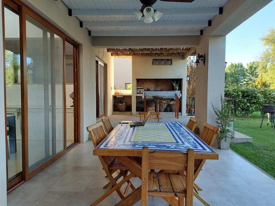 Exclusive house in Santa Barbara - Nordelta House in Rincón de Milberg