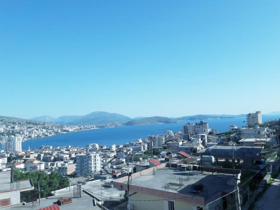 City view, Sea view