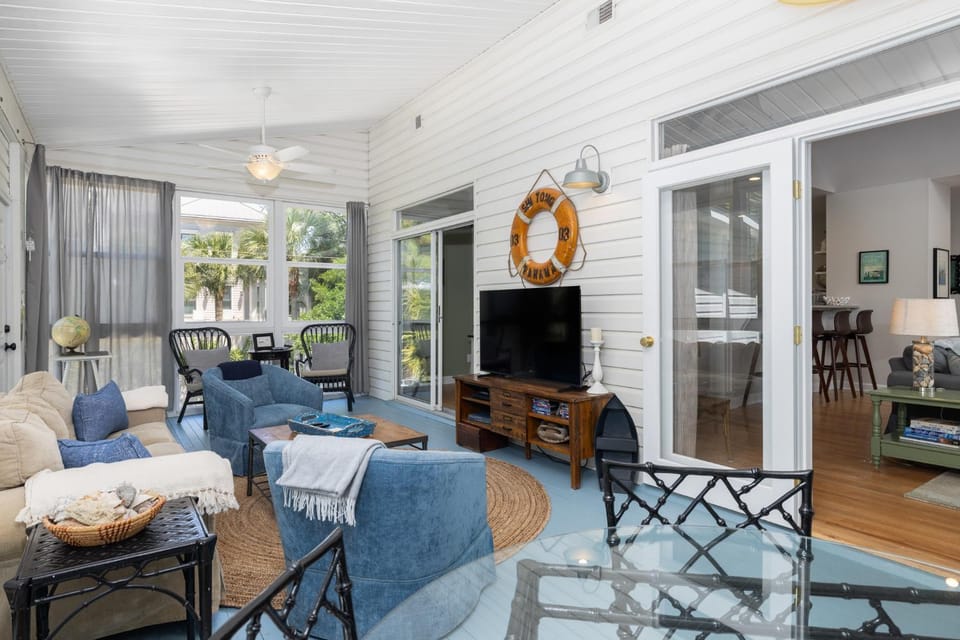 West Ashley Avenue 0702 - Casa Blanca House in Folly Beach