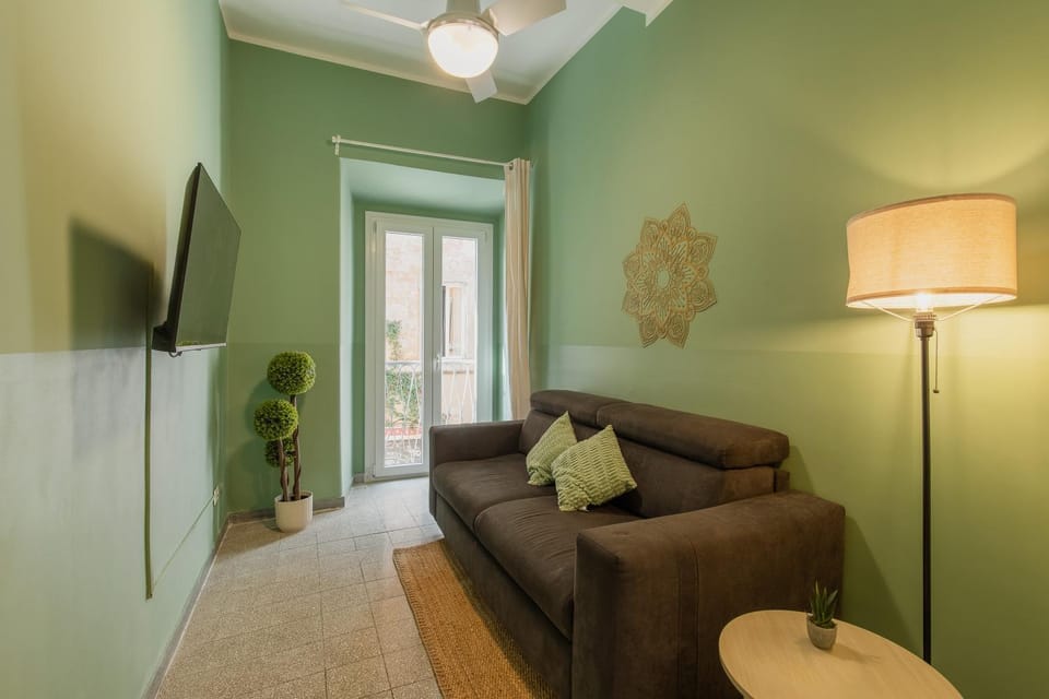 Bed, Living room, Bedroom