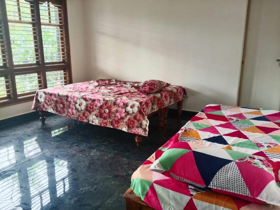 Shrunga Shreni Homestay - Near Bandaje trek and falls Vacation rental in Karnataka