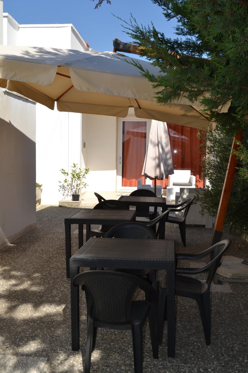 Dining area, Breakfast, Inner courtyard view
