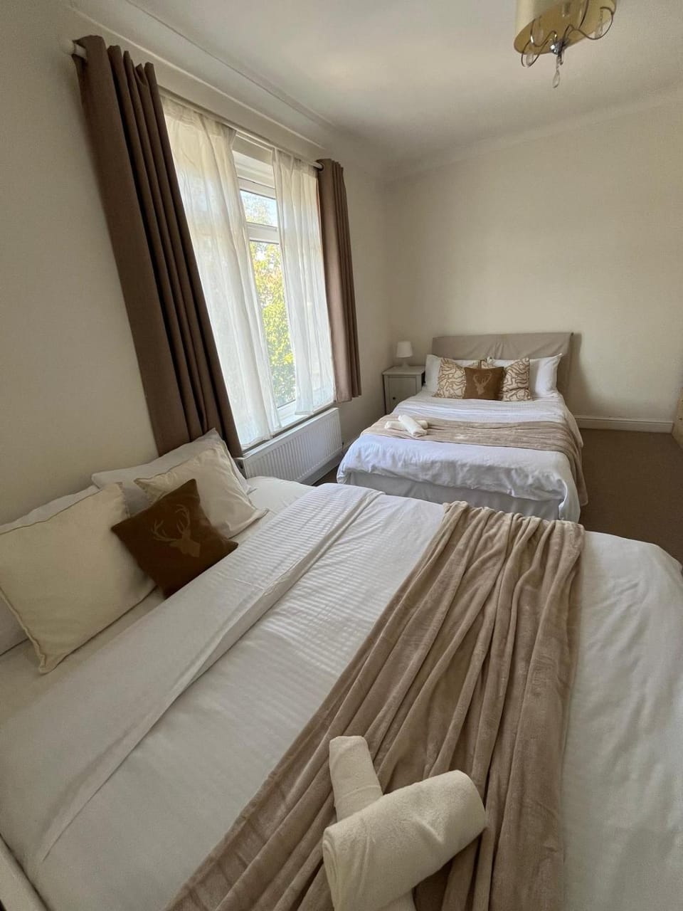 Bedroom, Family