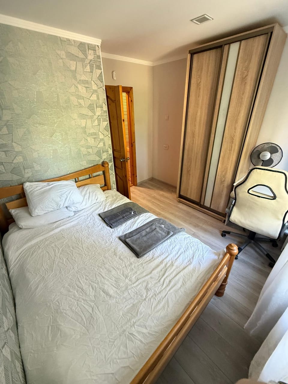 Таїрова, пляж Золотий берег 10 хвилин на авто Apartment in Odessa
