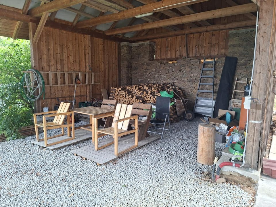 Seating area